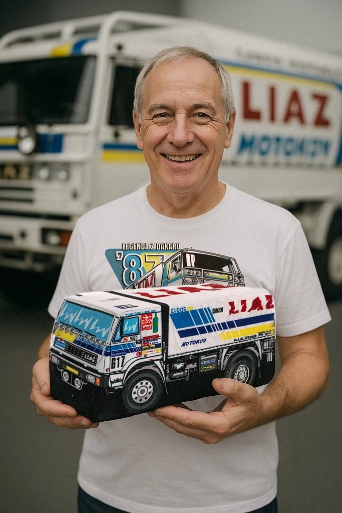 Plyšový polštářek Liazka z Dakaru