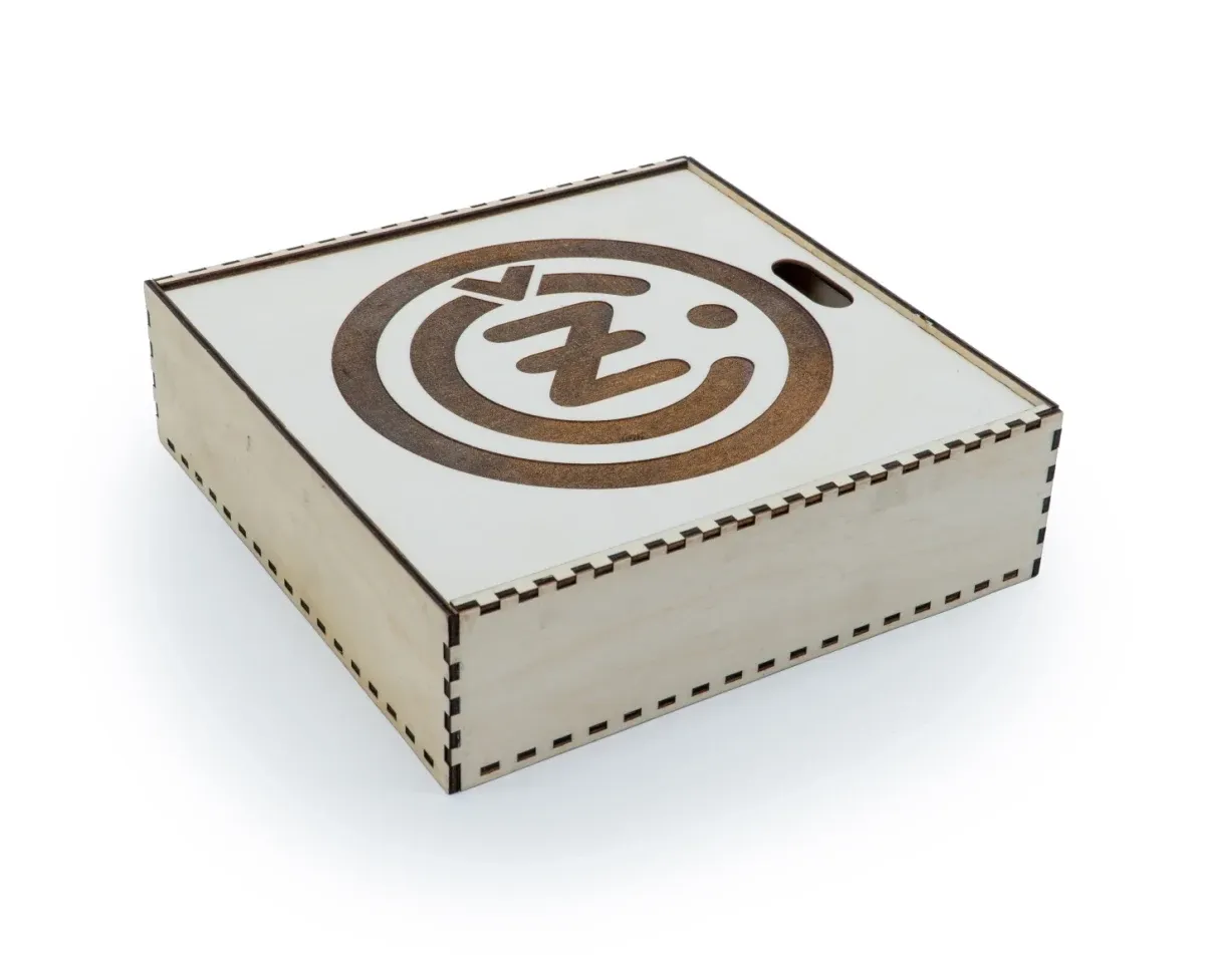 Dárkové balení pro dřevěné hodiny Logo ČZ 20 cm