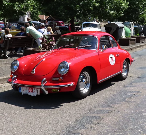Porsche-356.JPG