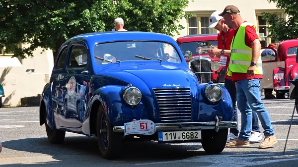 Skoda-Rapid.JPG
