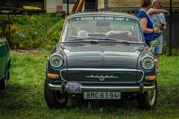 sraz-skoda-1000mb-bakov-nad-jizerou-2020-14.jpg