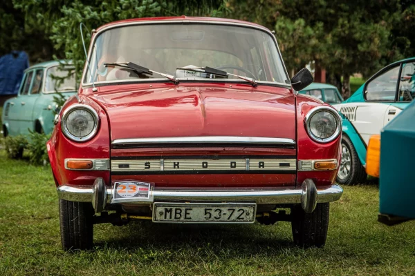 sraz-skoda-1000mb-bakov-nad-jizerou-2020-17.jpg