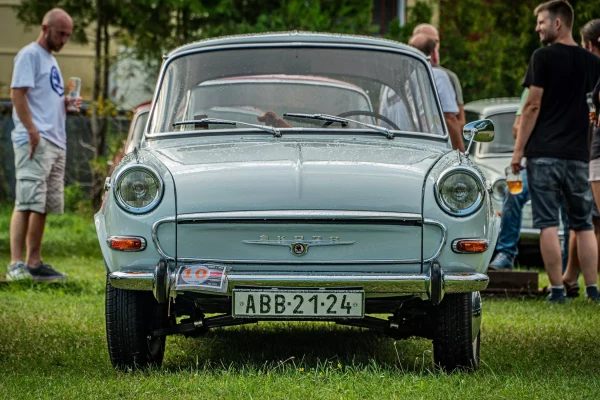 sraz-skoda-1000mb-bakov-nad-jizerou-2020-07.jpg