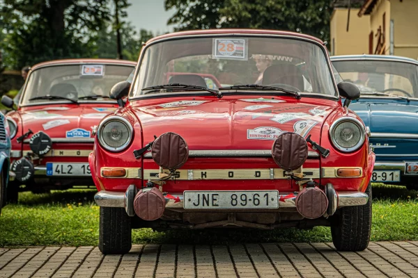 sraz-skoda-1000mb-bakov-nad-jizerou-2020-08.jpg