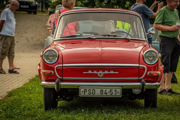 sraz-skoda-1000mb-bakov-nad-jizerou-2020-12.jpg