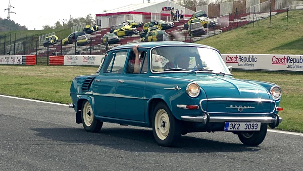 most-2019-veteran-sraz-cestazasnem-skoda-handy-32.jpg
