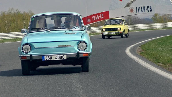 most-2019-veteran-sraz-cestazasnem-skoda-handy-36.jpg
